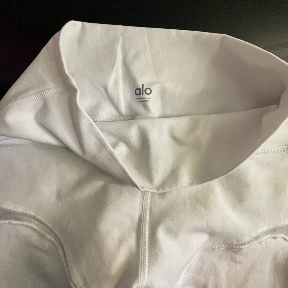 Lululemon & Alo Yoga Leggings Lot